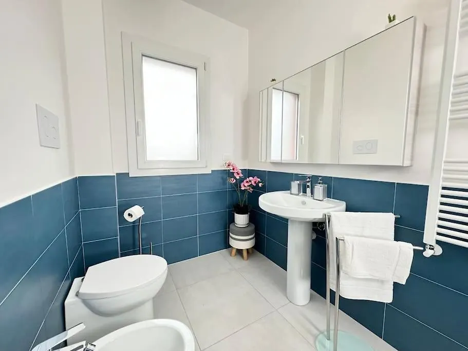 Attico Magnificent Wi-Fi/Free Parking Apartment Palermo