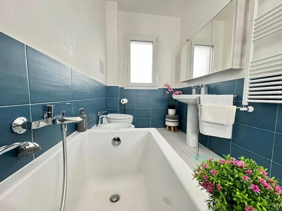 Attico Magnificent Wi-Fi/Free Parking Apartment Palermo