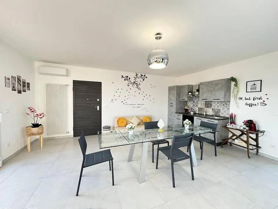 Attico Magnificent Wi-Fi/Free Parking Apartment Palermo