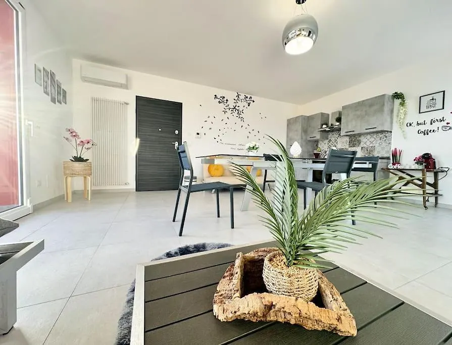 Attico Magnificent Wi-Fi/Free Parking Apartment Palermo