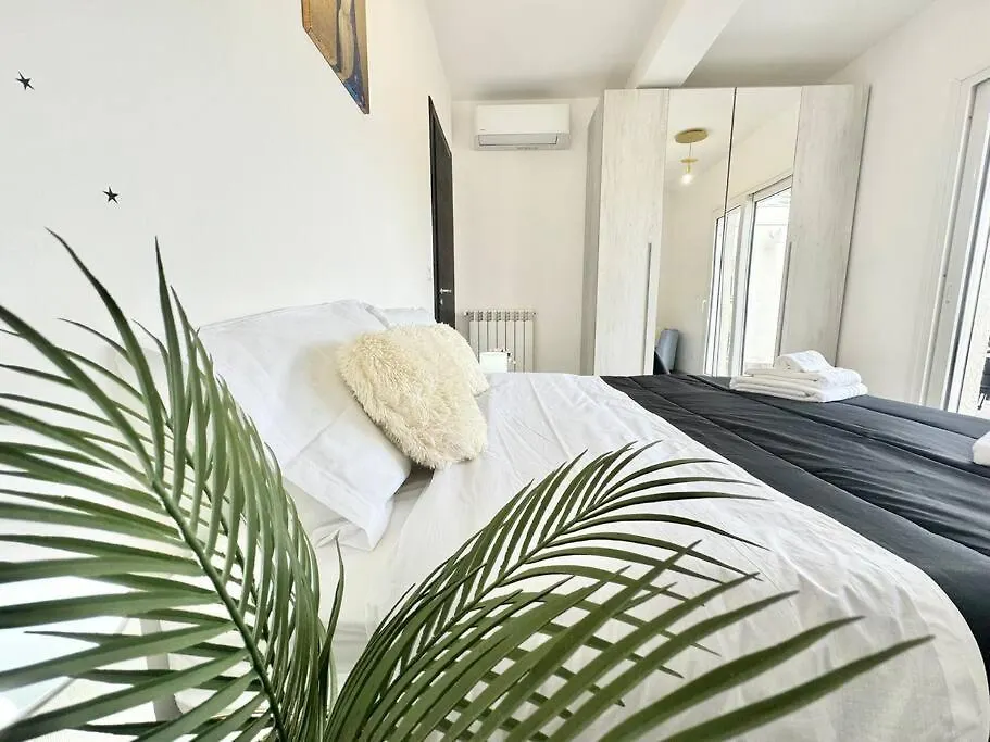 Attico Magnificent Wi-Fi/Free Parking Apartment Palermo Italy