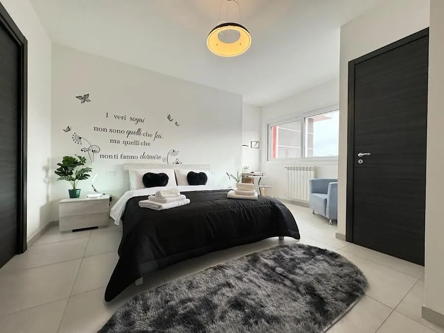 Attico Magnificent Wi-Fi/Free Parking Daire Palermo 0*,  İtalya